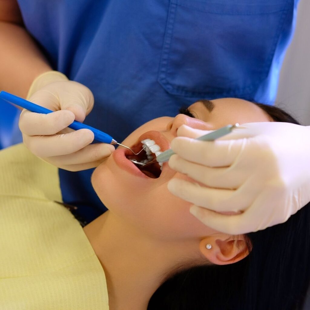 ¿Cuál es el tratamiento para el flemón dental?